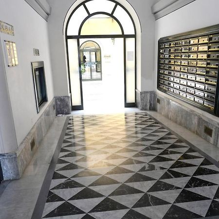 Mecenate Deluxe Colosseum โรม ภายนอก รูปภาพ
